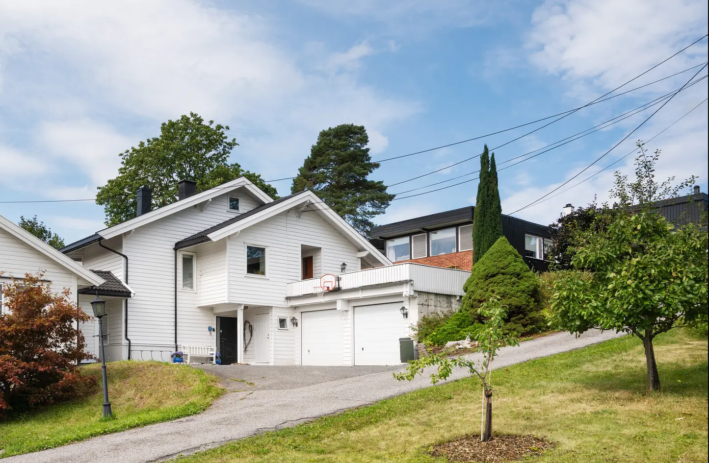 Namas, 212 m², sklypas 1201 m²