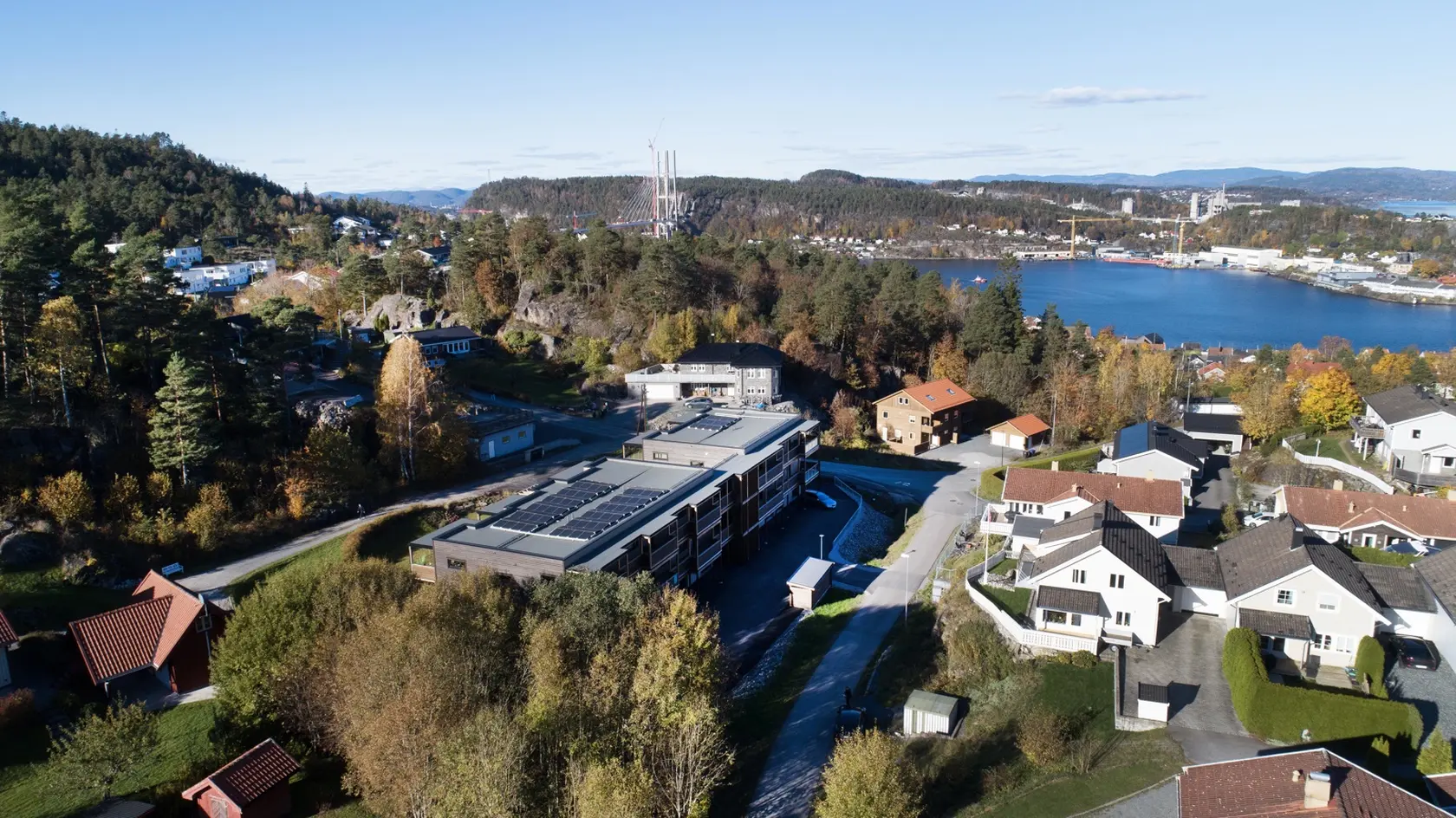 Nye ferdigstilte leiligheter - 2 (3) sov - garasje - utsatt overtagelse, kansellering om du ikke får solgt din bolig. photo 5