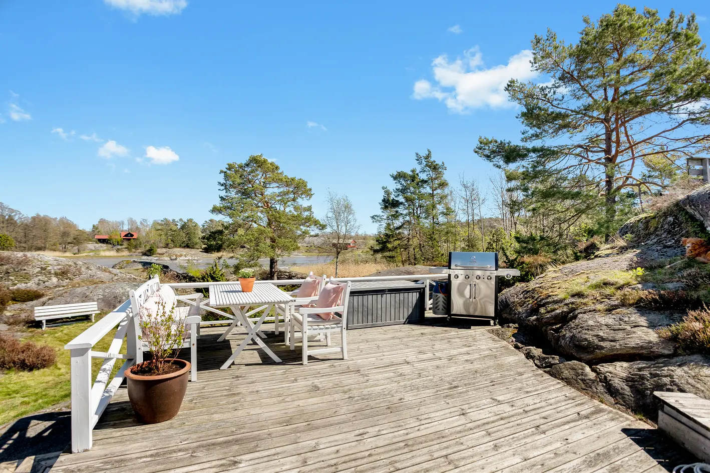 Skåtøy / Kragerø – Sjønær fritidsbolig med båtplass, solrikt og helt usjenert! - Bilde 4