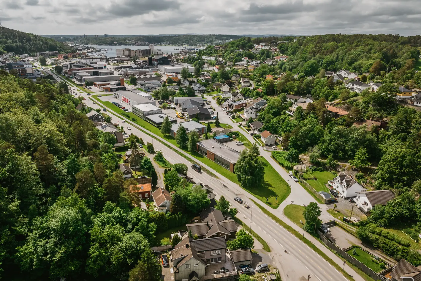 Moderne halvpart av 2-mannsbolig med 2 sov | Kort vei til sjø, turområder og sentrum | Bad fra 2024 og kjøkken fra 2022 photo 4