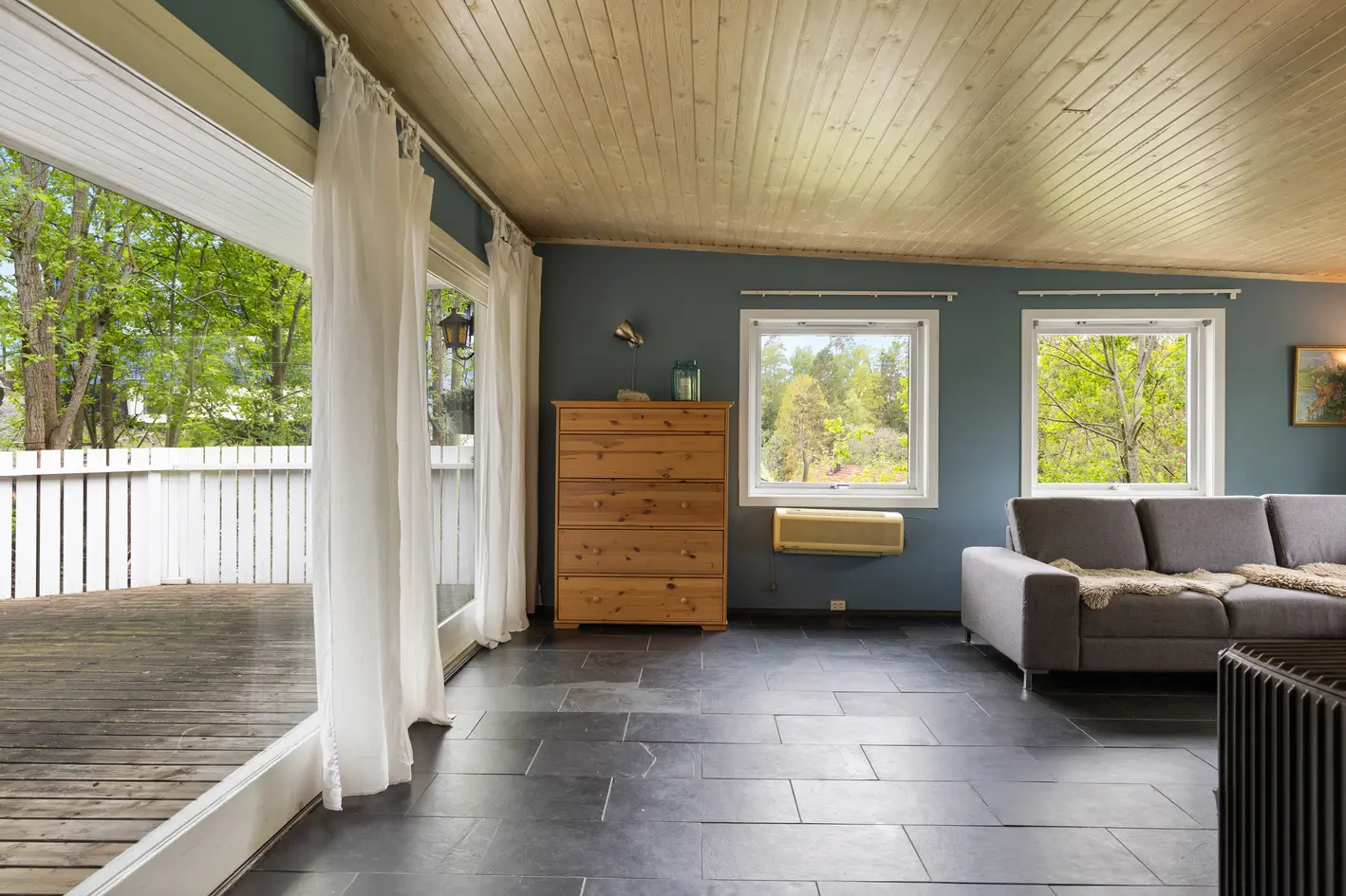 Rimelig enebolig med garasje - trenger oppgradring - Nyli photo 5