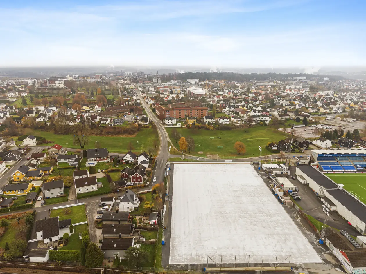 Enenda - Moderne familiebolig ved stadion  - gjennomgående oppgradert og klar for innflytting. Gangavstand til sentrum! photo 3