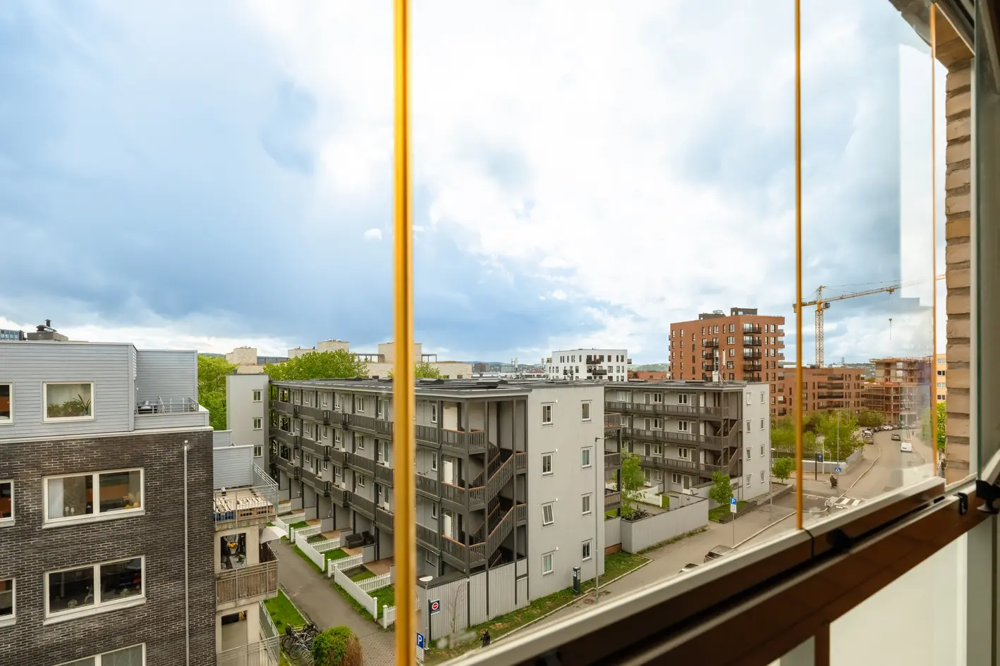Lys & tiltalende 3-roms hjørneleilighet | Innglasset balkong | Garasjeplass | Meget sentralt på Løren | Kun TG1!  photo 4