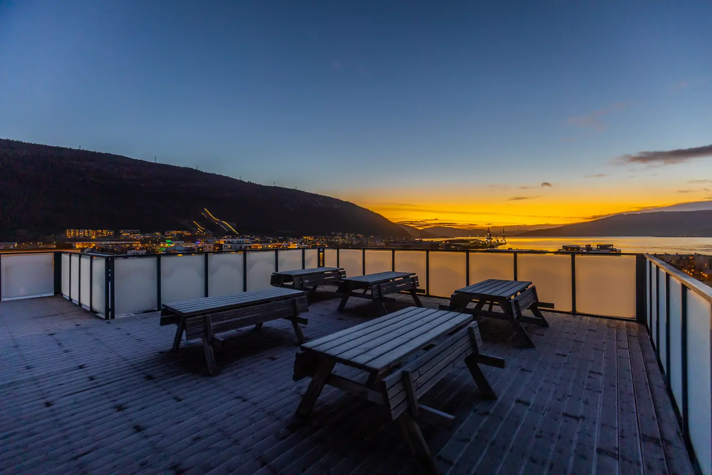 Nyere 3-roms andelsleilighet i 4. etasje med nydelig utsikt! Heis og parkeringskjeller | Takterrasse - View 3