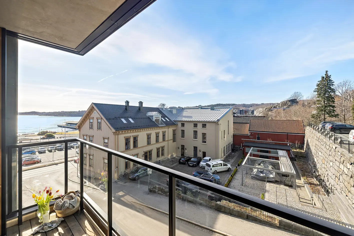 Rålekker & moderne leilighet med attraktiv beliggenhet - 2 balkonger m/sjøutsikt - Garasjeplass - Trappefri adkomst photo 5