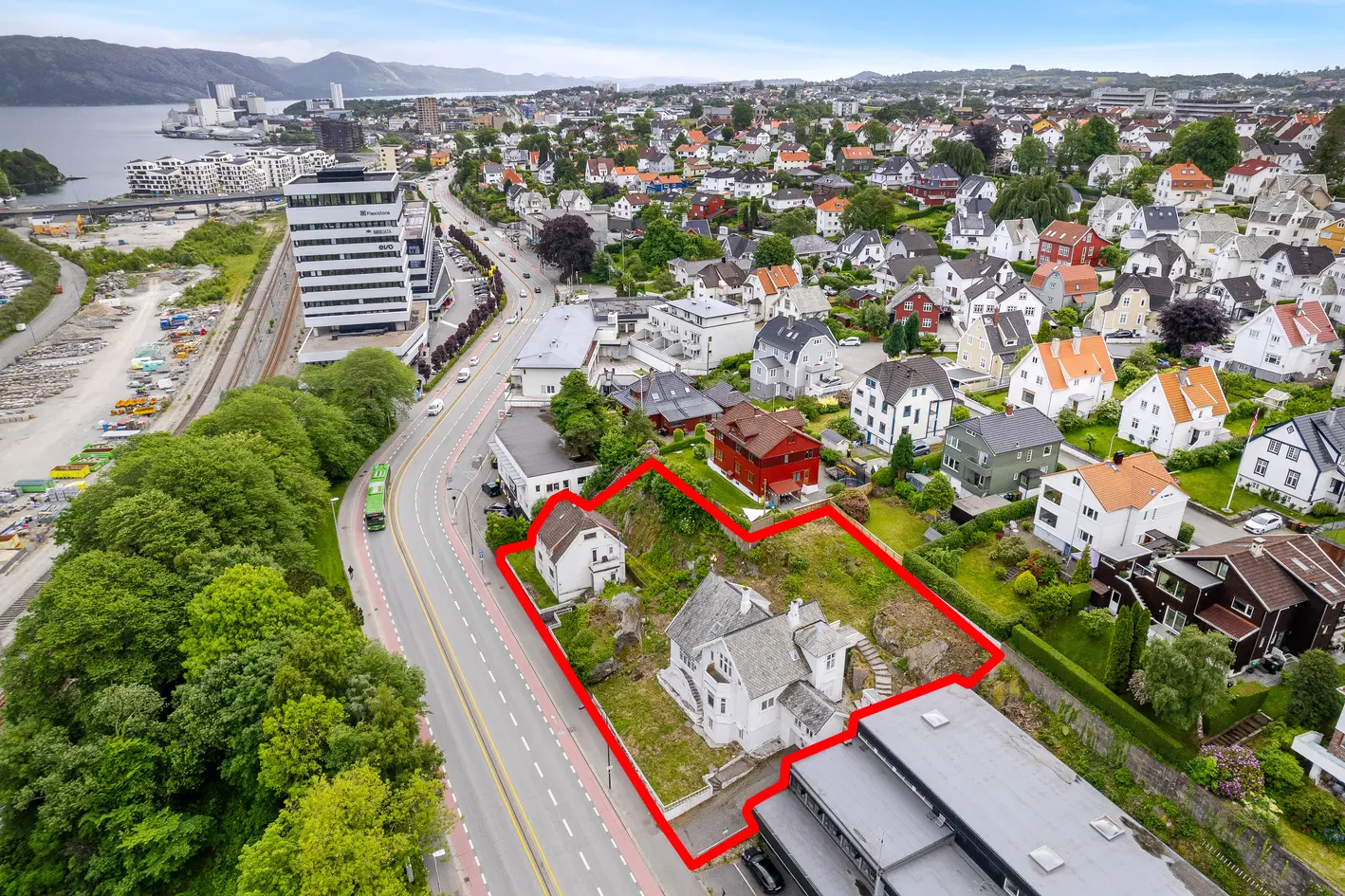 Sentrumsnære eiendommer med stort potensial regulert til blokkbebyggelse fra 5-8 etasjer. photo 5