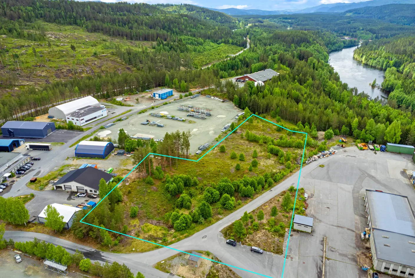 Stor næringstomt på ca. 12 250 m² i industriområde: Tilknyttet hovedvei - Unik mulighet - Råtomt photo 2