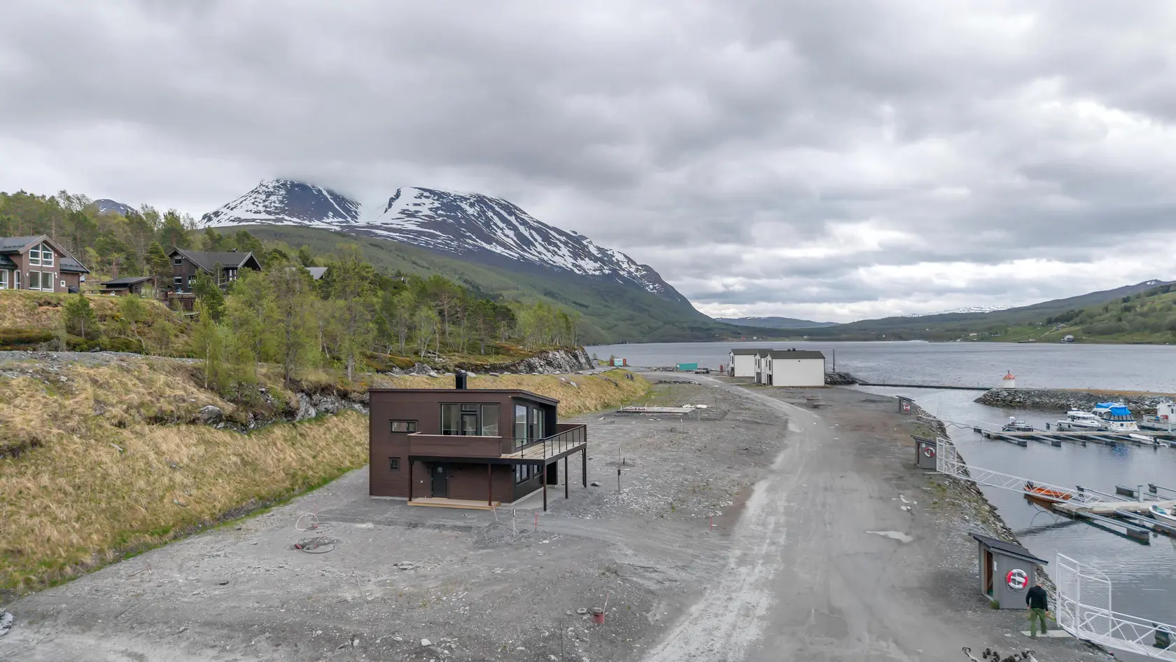 NY PRIS! Nyoppført hytte fra 2026! | 3 soverom | Stor veranda, moen