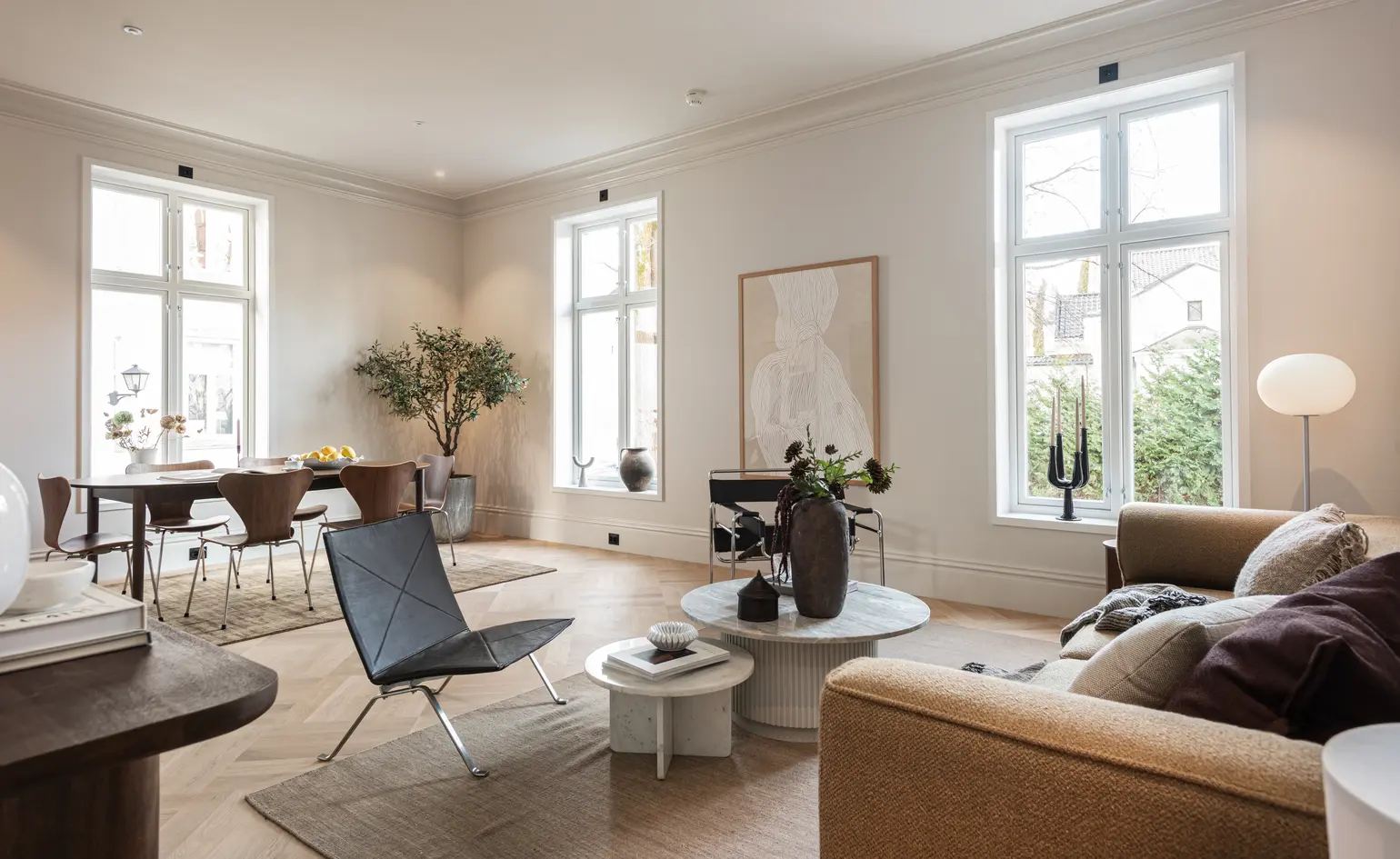 Lekker og påkostet 3-roms på 135 m² med karakter i totalrenovert byvilla | 2 sov og 2 bad | Privat uteplass | P-plass* photo 2