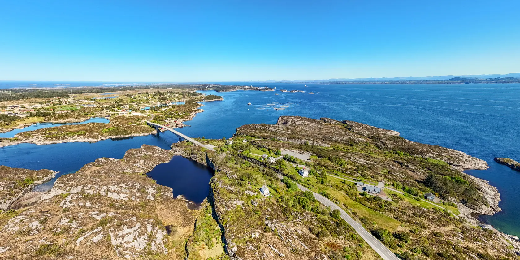 Utsiktstomt med nydelig beliggenhet, gode sol- og utsiktsforhold. Godkjenning for oppføring bolig gitt. Ingen boplikt. photo 3