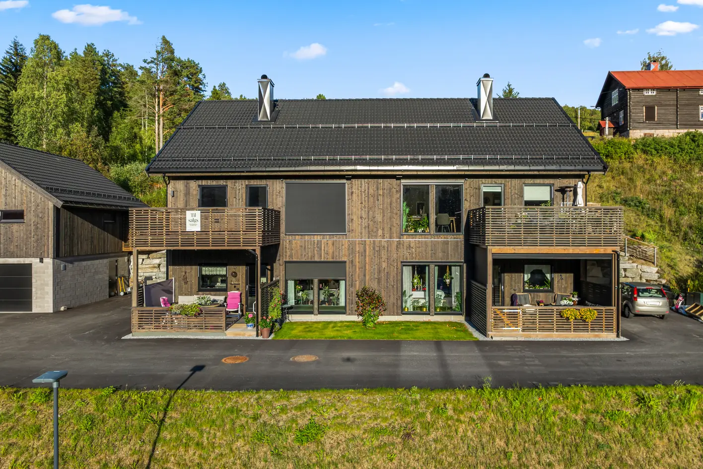 Nyere 5-roms duplex-leilighet sentralt beliggende i Austbygde - Nydelig utsikt og flotte uteplasser - Garasje - 2 bad photo 3
