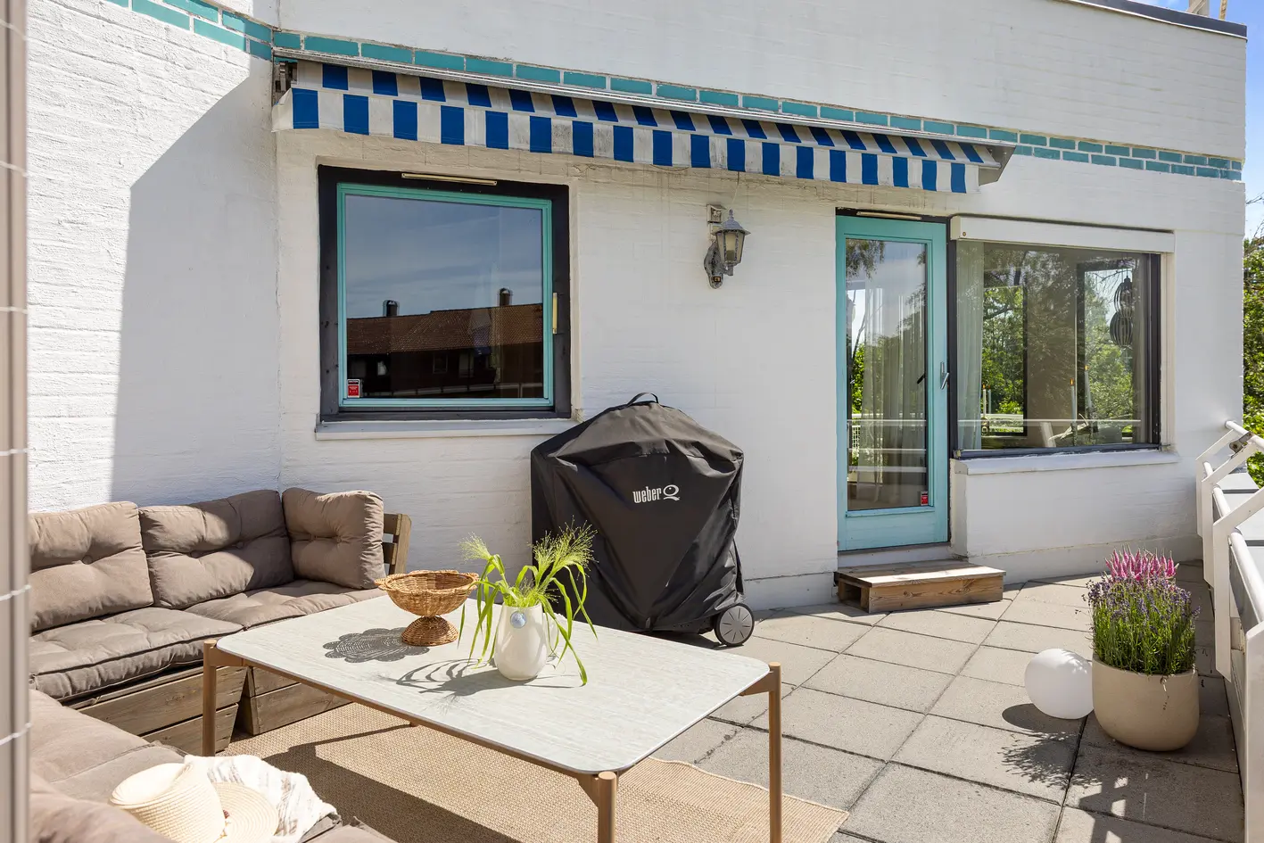 Eksklusiv, påkostet og nyoppusset stor leilighet med solrik terrasse og balkong. Heis og garasje. Trappefri adkomst.  photo 4