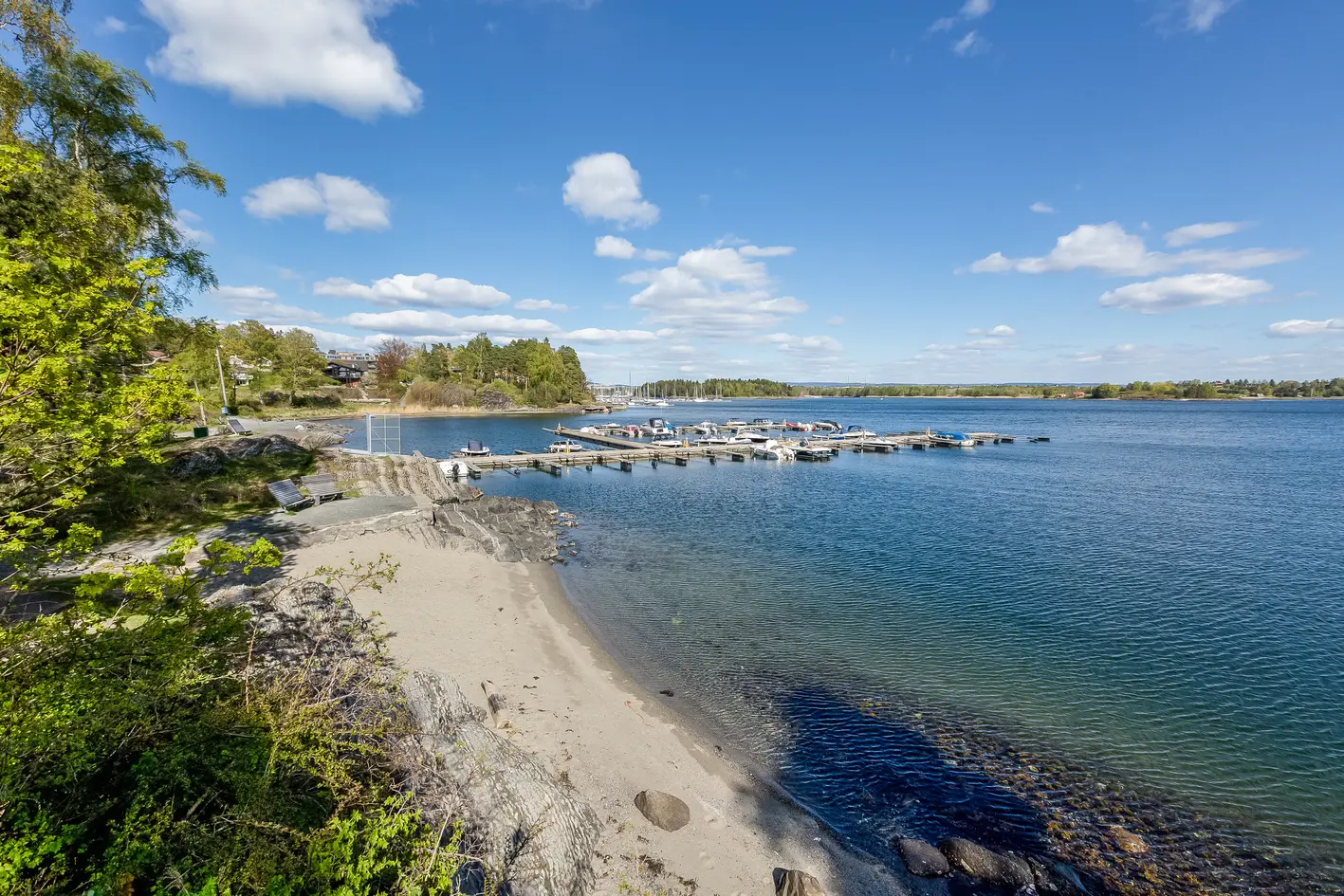 VERITAS HAVE - LEKKER 2-ROMS LEILIGHET FRA 2021 M/ HEIS, GARASJE & STOR SYDVENDT BALKONG - 2 BAD - SJØNÆRT & IDYLLISK photo 3
