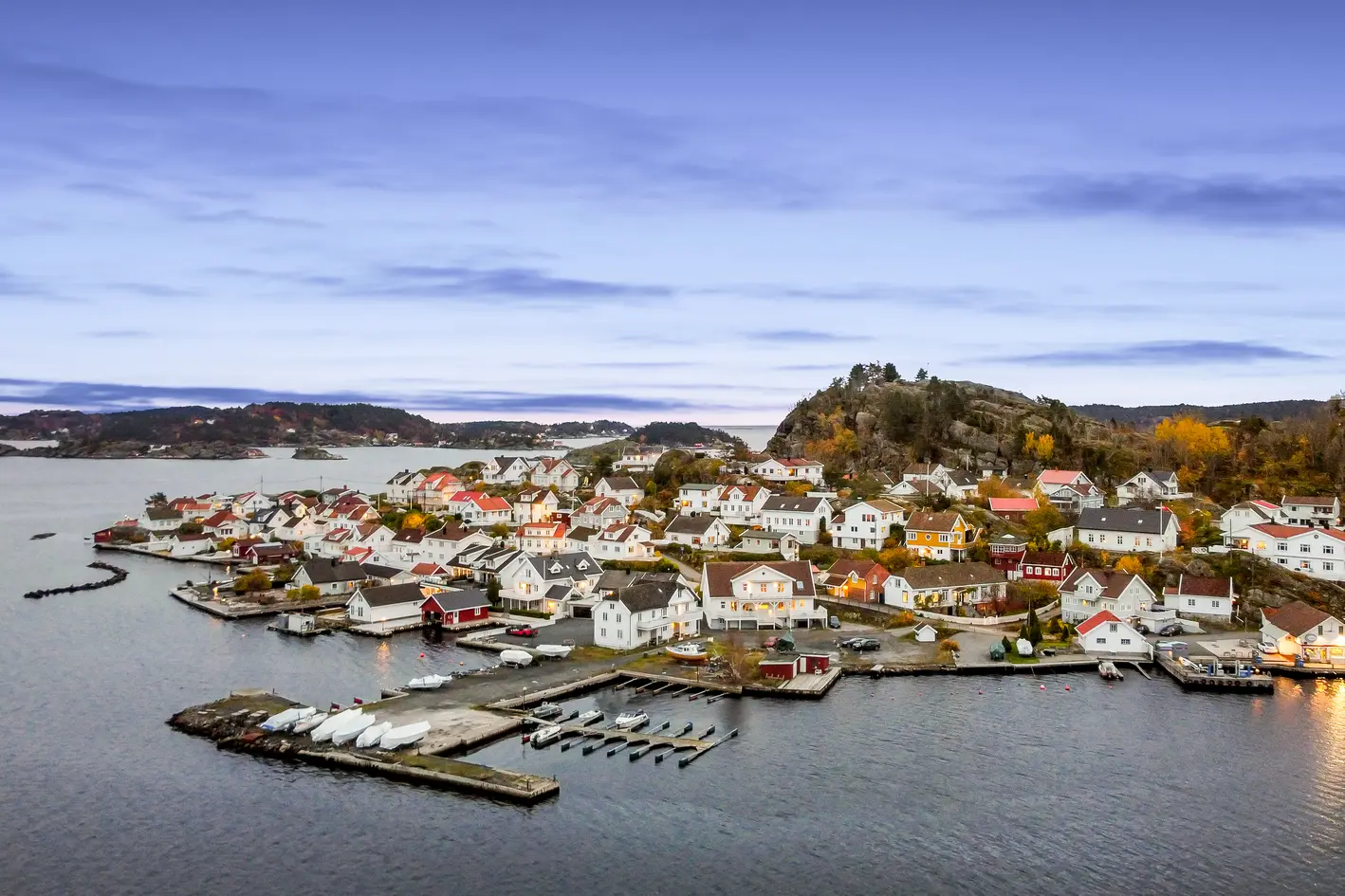 Øya – Sjarmerende leilighet nær sentrum i Kragerø! Sol fra morgen til kveld 