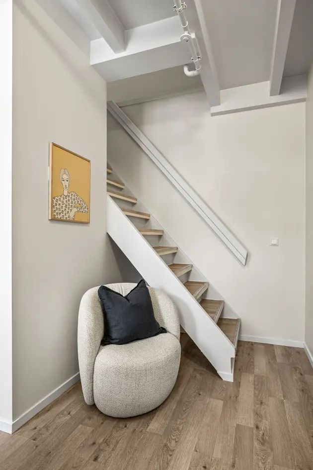 Sentral 3-roms i hjertet av Grünerløkka | Andelsleilighet på 2 plan | Egen adkomst til boligen fra felles bakgård photo 4