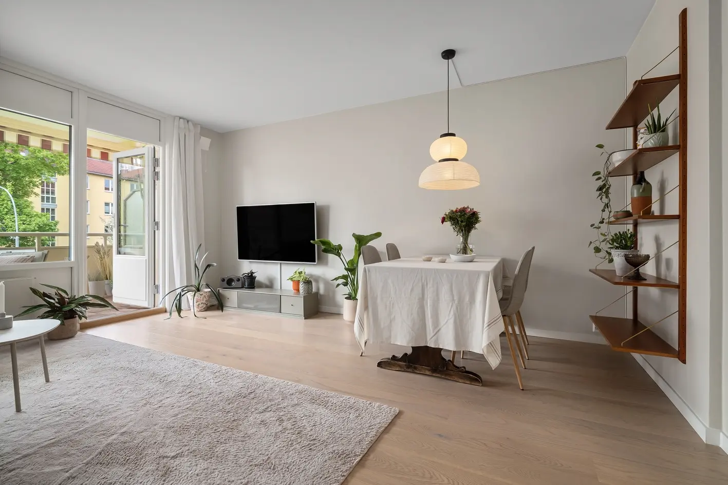 Delikat og moderne 3-roms i 2. etg – Flott kjøkken- Vestvendt balkong - Vv/fyring inkl - Nært marka photo 3