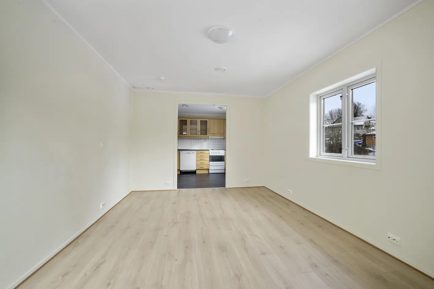 Nyoppusset 4-roms leilighet i Ringvoll sentrum | Sydvestvendt veranda | Gangavstand til butikk, skole og barnehage photo 5