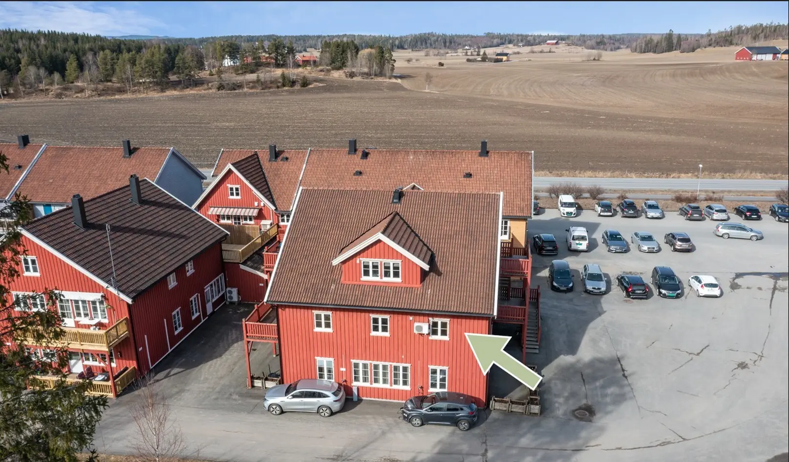 Nyoppusset 4-roms leilighet i Ringvoll sentrum | Sydvestvendt veranda | Gangavstand til butikk, skole og barnehage