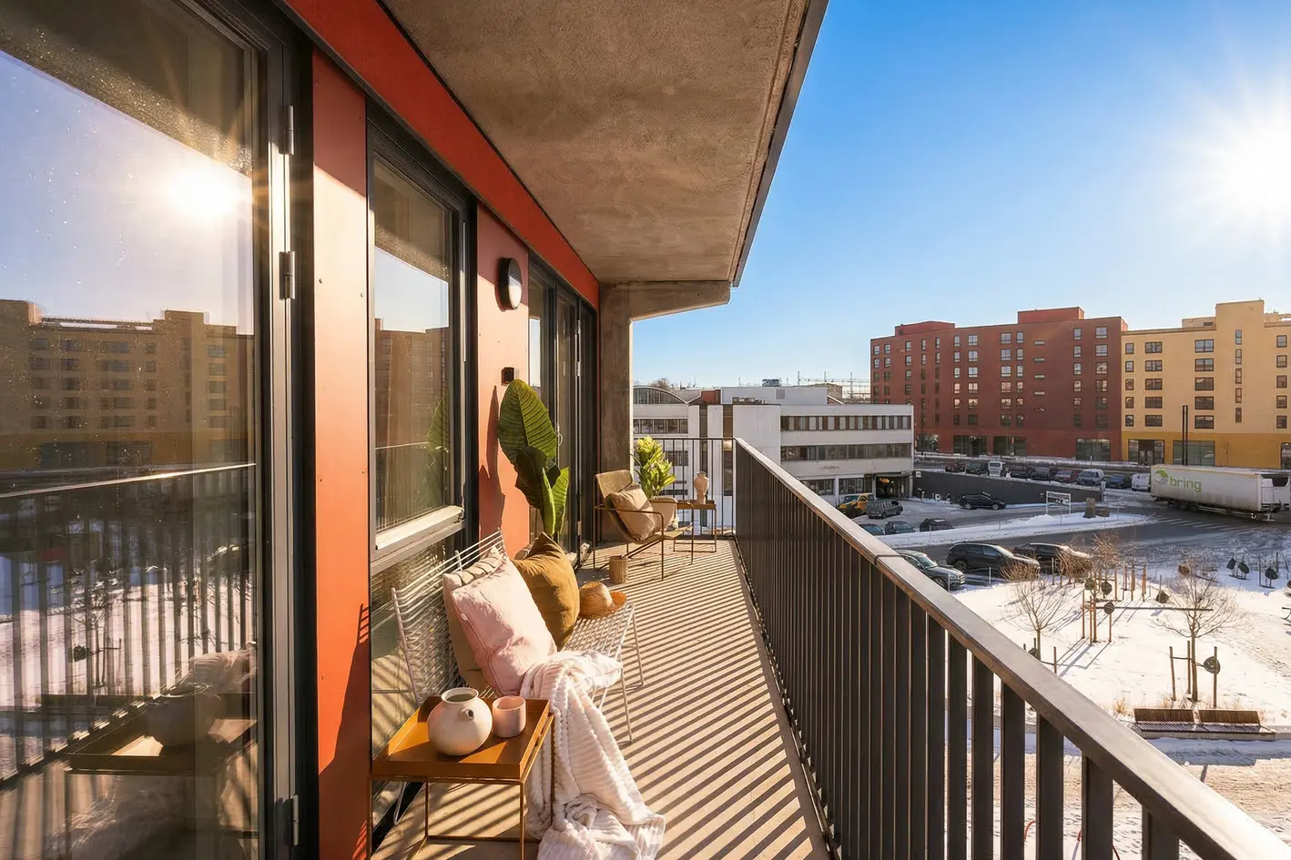 Ny og moderne 3-roms hjørneleilighet med stor balkong (11 kvm) og heis. Felles takterrasse. IN-ordning. *Garasjeplass photo 5