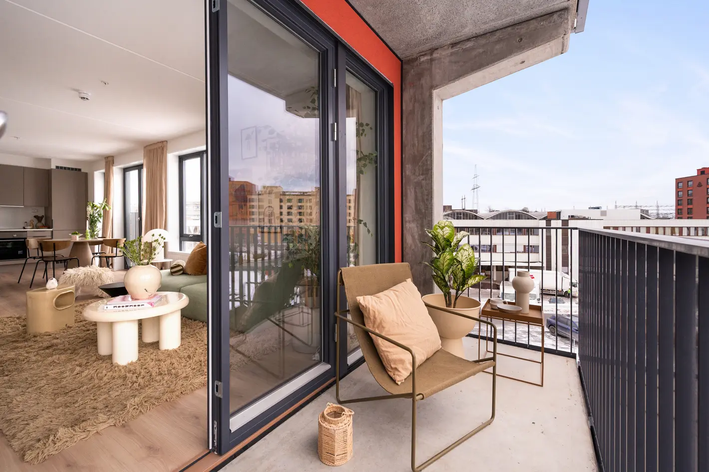 Ny og moderne 3-roms hjørneleilighet med stor balkong (11 kvm) og heis. Felles takterrasse. IN-ordning. *Garasjeplass photo 4