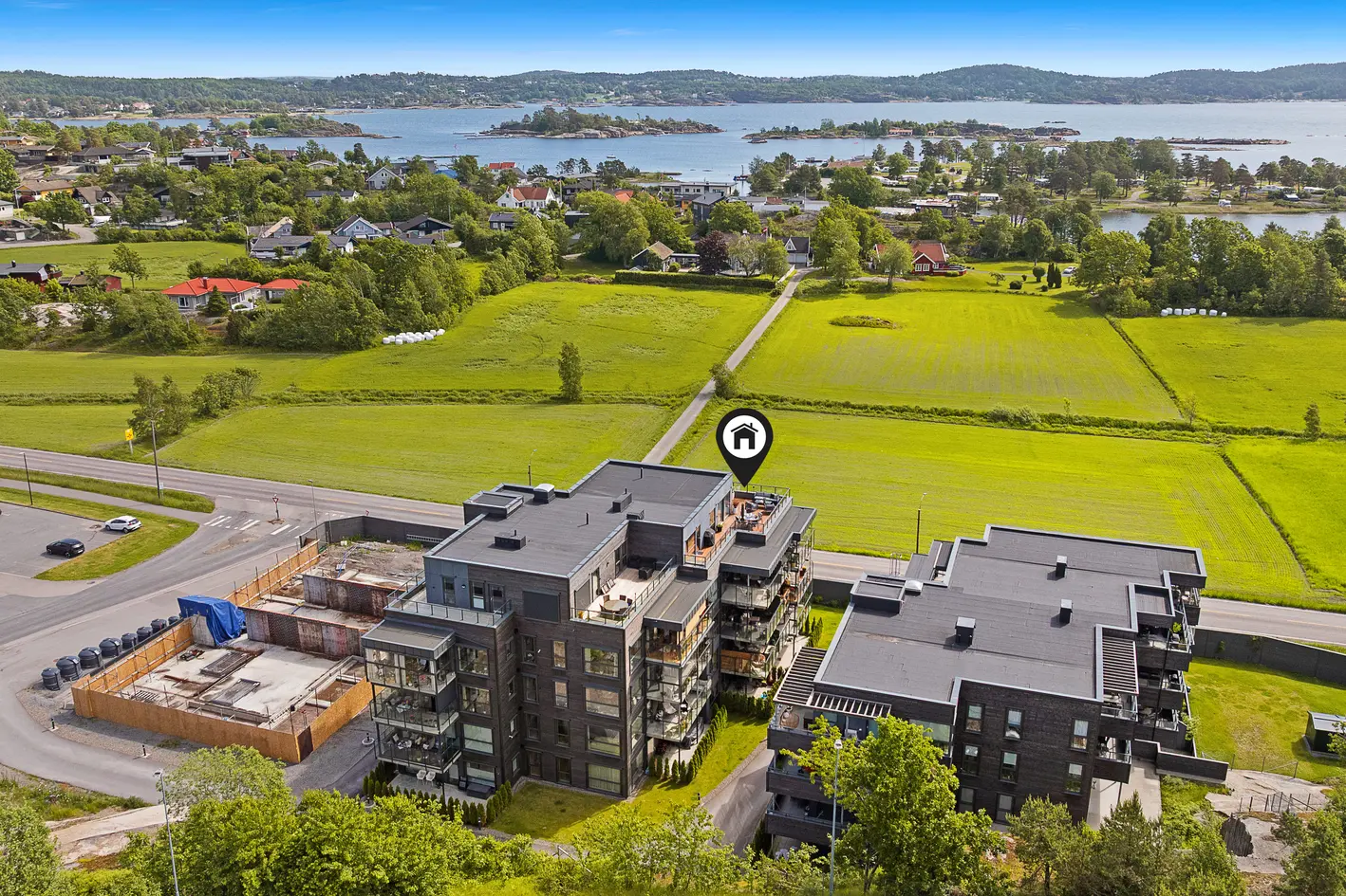 Attraktiv 3-roms fra 2023 i toppetasjen | Stor takterrasse på ca. 77 kvm | 2 bad & 2 soverom | 2 p-plasser | Heis - View 2