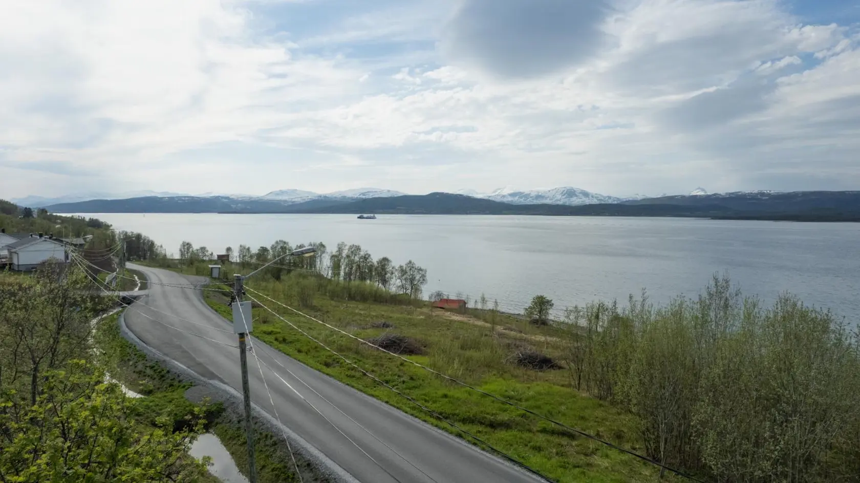 Sjønær bolig på Bondjorda | Rivings-/renoveringsobjekt photo 3