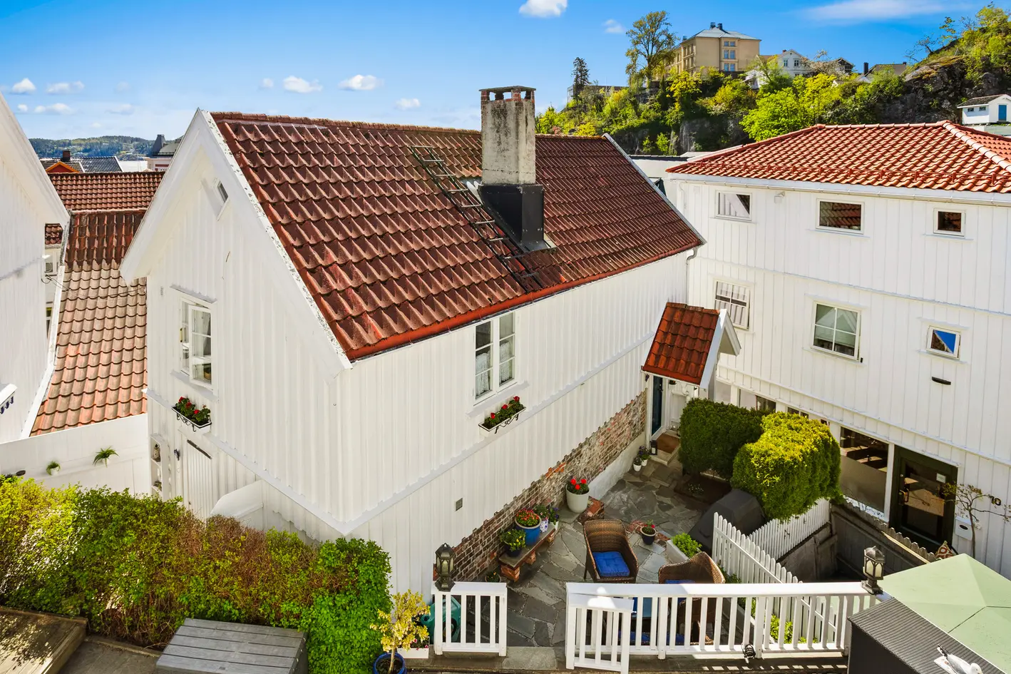 Enebolig midt i Kragerø Sentrum med  2 soverom - Flotte uteplasser og nærhet til byens fasiliteter  photo 5