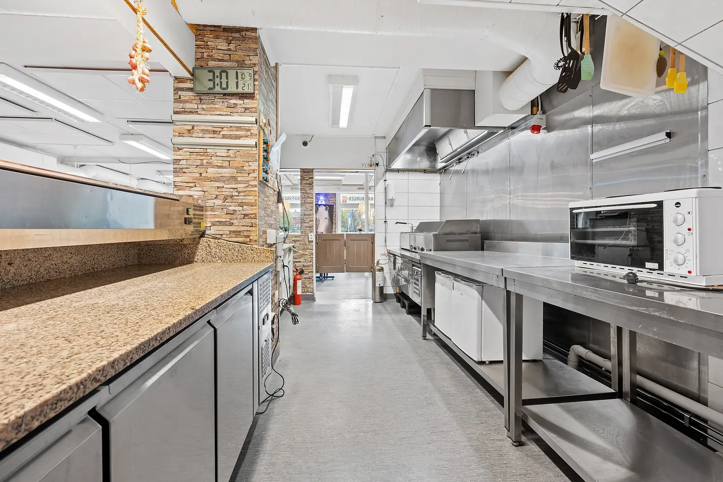 Bygård med restaurant og utleieleiligheter – attraktiv kombinasjonseiendom med stort potensial - View 4