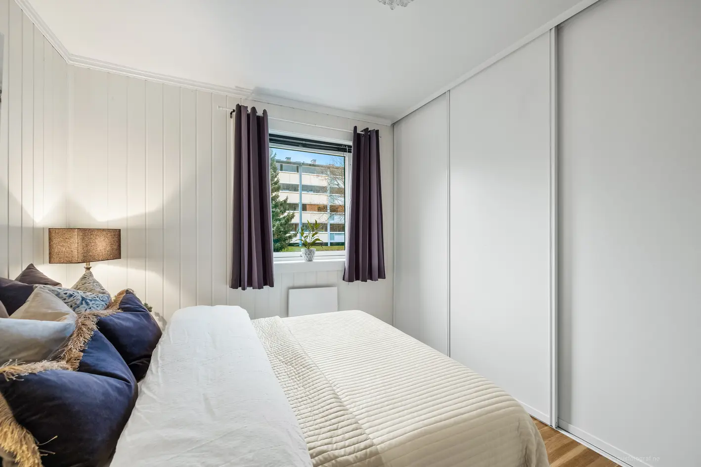 Pen 3-roms leilighet med en attraktiv og sentral beliggenhet. Innglasset sørvestvendt balkong. Kun intern forkjøpsrett photo 5