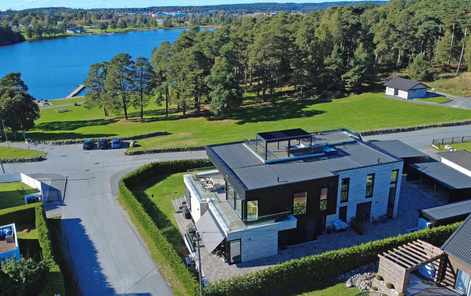 Stor og eksklusiv selveierleilighet - BRA 296 kvm - Høy standard - Takterrasse på 73 kvm -  Vannbåren gulvvarme photo 4