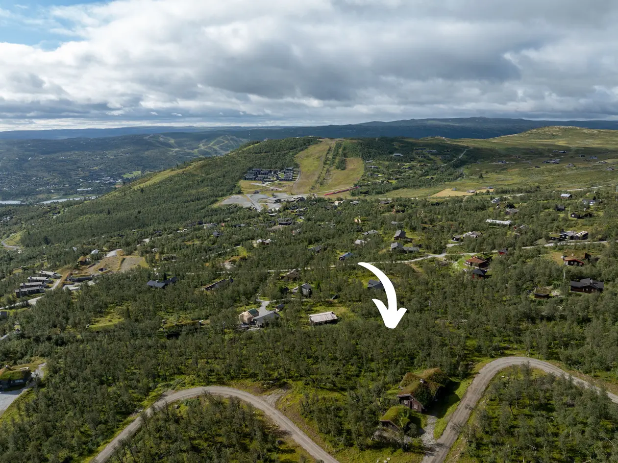 Land, 1728 m²