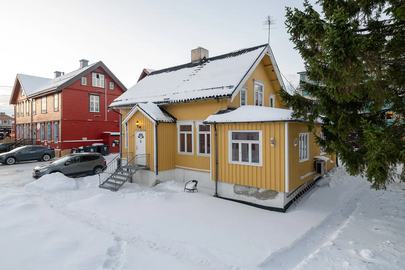 SORTLAND SENTRUM - Sentral enebolig med 2 bruksenheter | Mulighet for seksjonering/salg av leilighet | Utleie photo 2