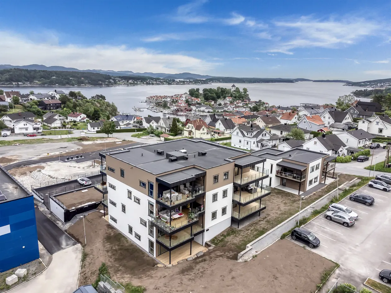 Nye leiligheter til gamle priser -  2 eller 3 sov - IN-ordning - gjestetoalett - store terrasser - garasje - heis. photo 4