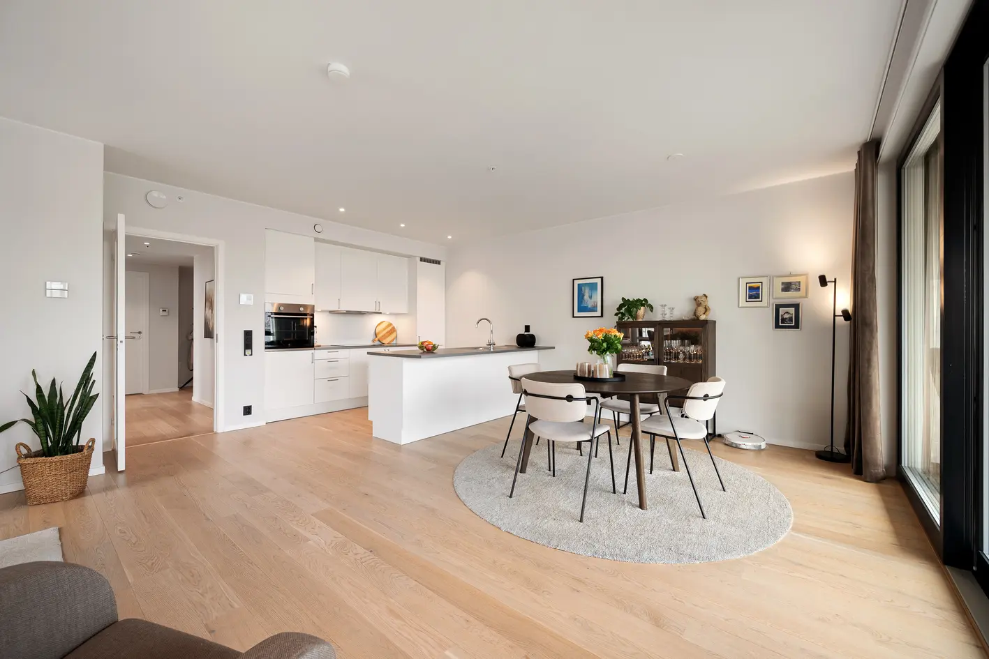 Nyere 3-roms leilighet i Byhagen med upåklagelig standard | Innglasset balkong med flott utsikt | Lave felleskostnader - View 6