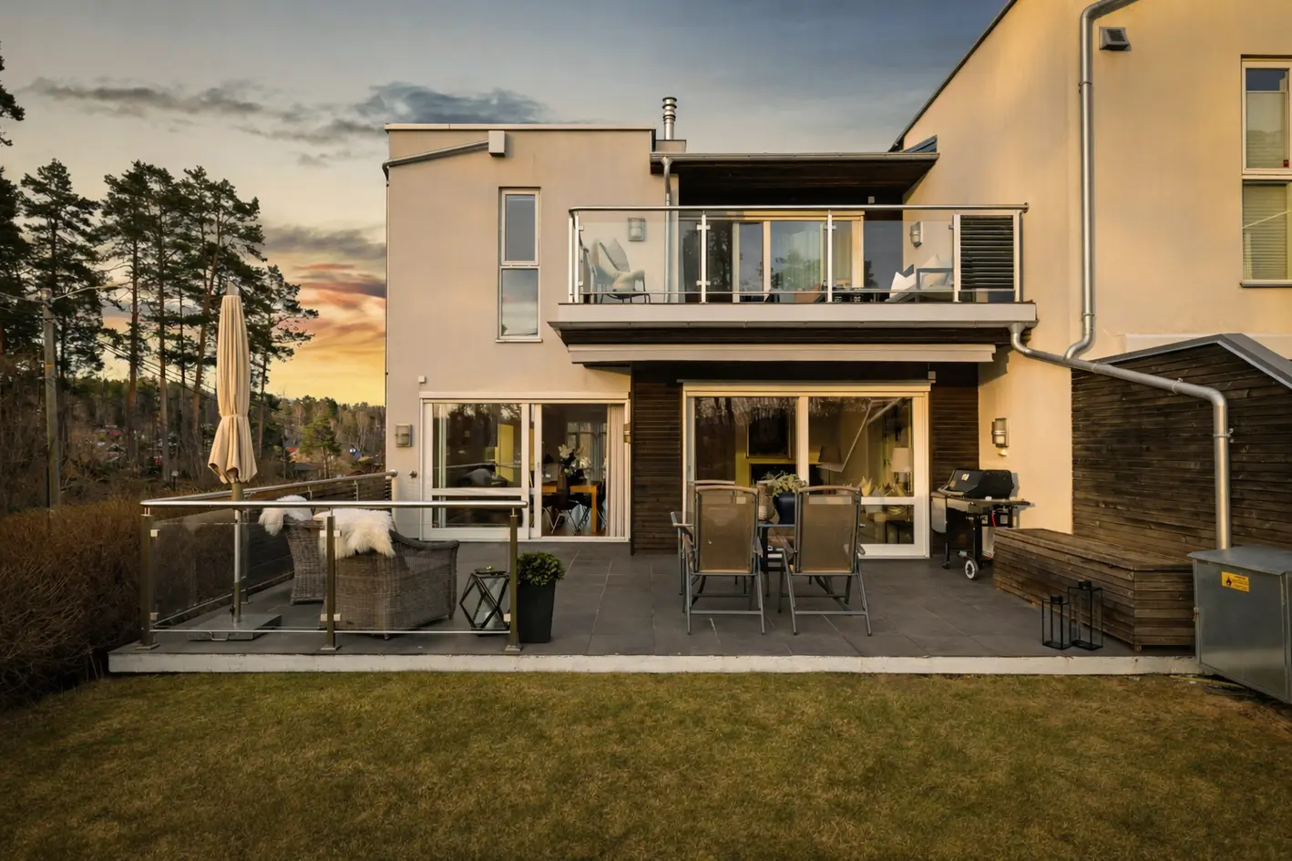 House in Nesøya, Sververen - View 2