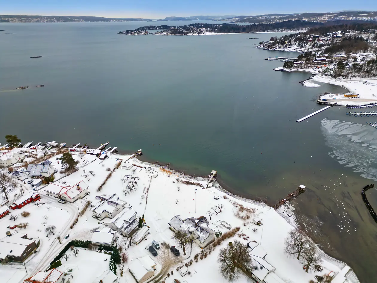 Unik tomt med andel i strandlinje, brygge og naust - Flott beliggenhet i første rekke mot Oslofjorden - Gode solforhold photo 5