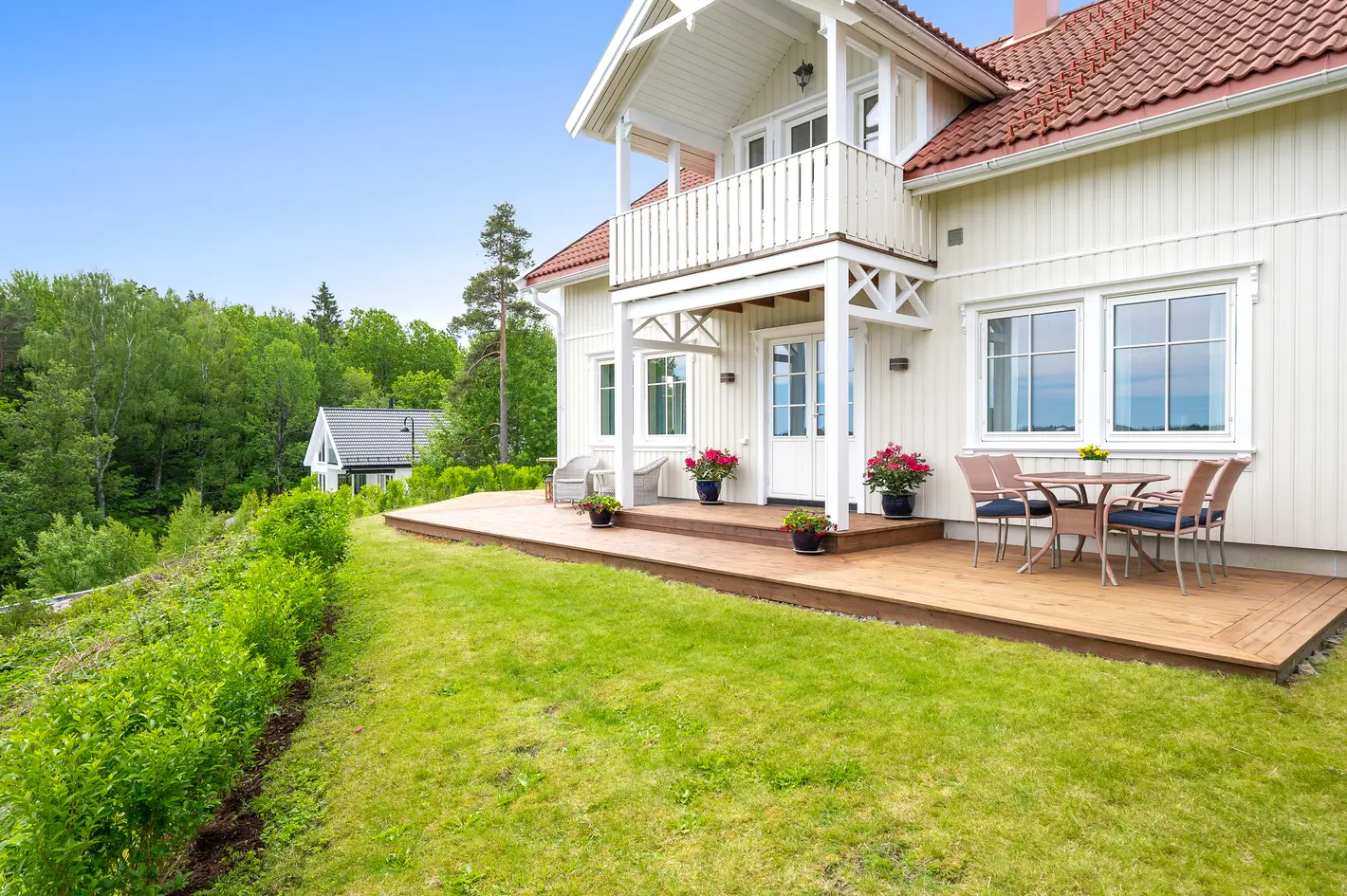 Sjønær og familievennlig enebolig på Glastadheia - Flott utsikt, båtplass og romslig tomt - Barnevennlig omgivelser. photo 5