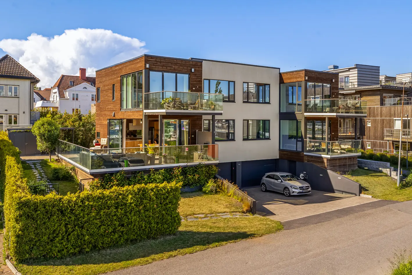 Jeløydrømmen: Stor bolig med flott utleieleilighet og nærhet til alt