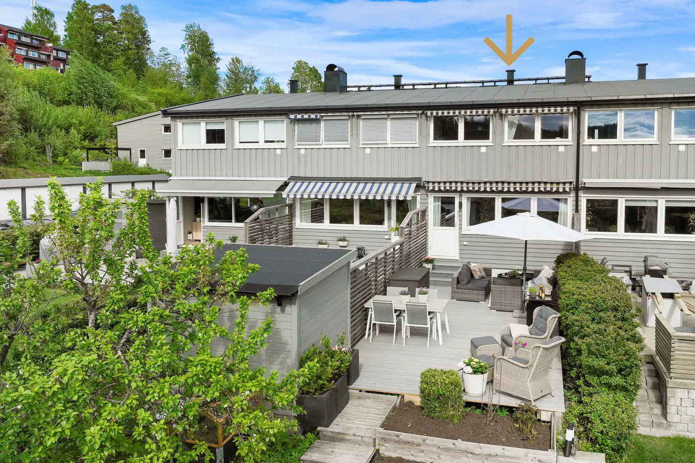 Pent og innholdsrikt rekkehus m/ stor vestvendt terrasse og attraktiv beliggenhet - 2 bad og 2 stuer - Garasjeplass photo 3