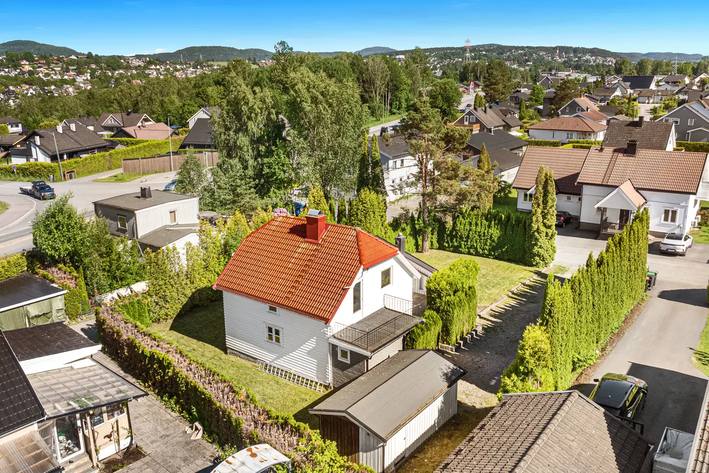 Kjørbekkhøgda Skien - Enebolig på romslig tomt - sentralt plassert - 2 bad - 3 soverom photo 2