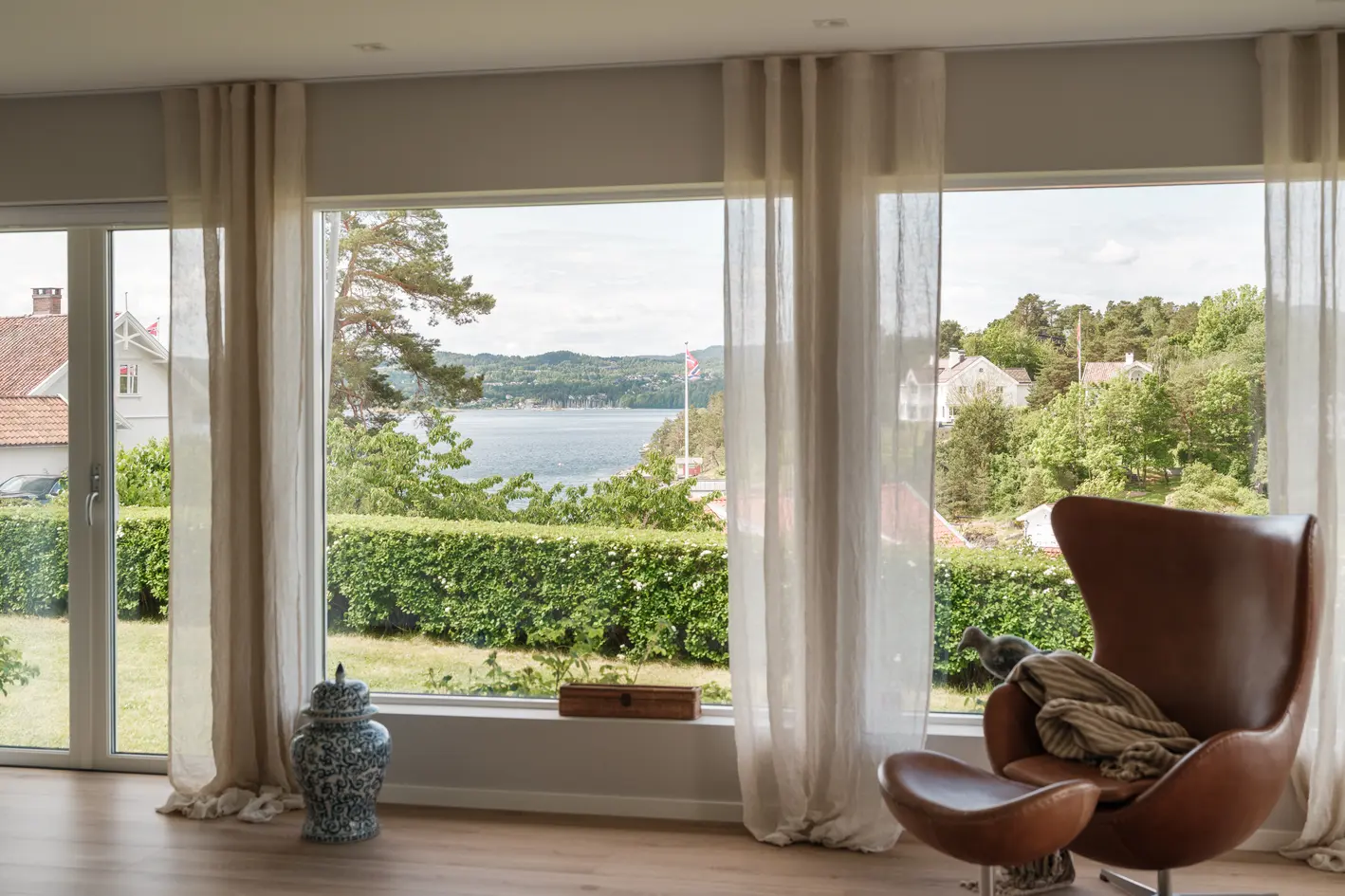 Imponerende "sørlandsperle" ytterst på Konglungøya. Panorama fjordutsikt og kveldssol. Vesentlig påkostet i 2022/2023. photo 5