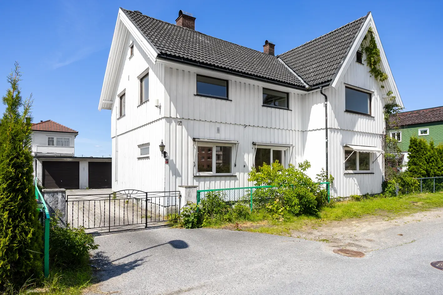 Leie ut til Google? Hel tomannsbolig og innredet hybel - Meget solid utleieobjekt - Sentralt!