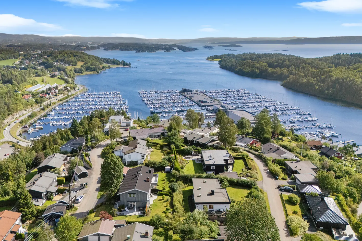 Spennende arkitekttegnet enebolig med vidstrakt utsikt utover Oslofjorden |
Svært barnevennlig | Flott og solrik tomt photo 4