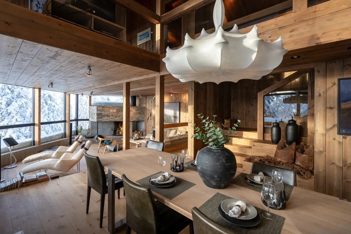 Kvitfjell Vest! Svært sjelden mulighet! Arkitekttegnet hytte, fantastisk beliggenhet, 2,9 mål tomt! Svært høy standard! - Flere