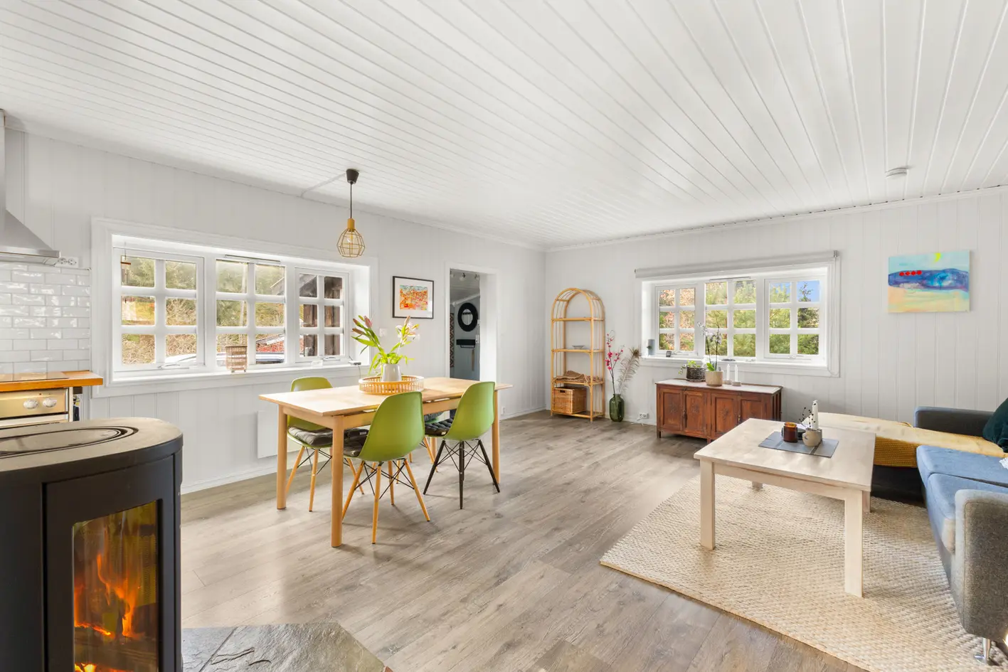 Helårshytte med egen brønn og tilnærmet boligstandard | Marka som nabo | Ca. 100 m fra Lyseren photo 3