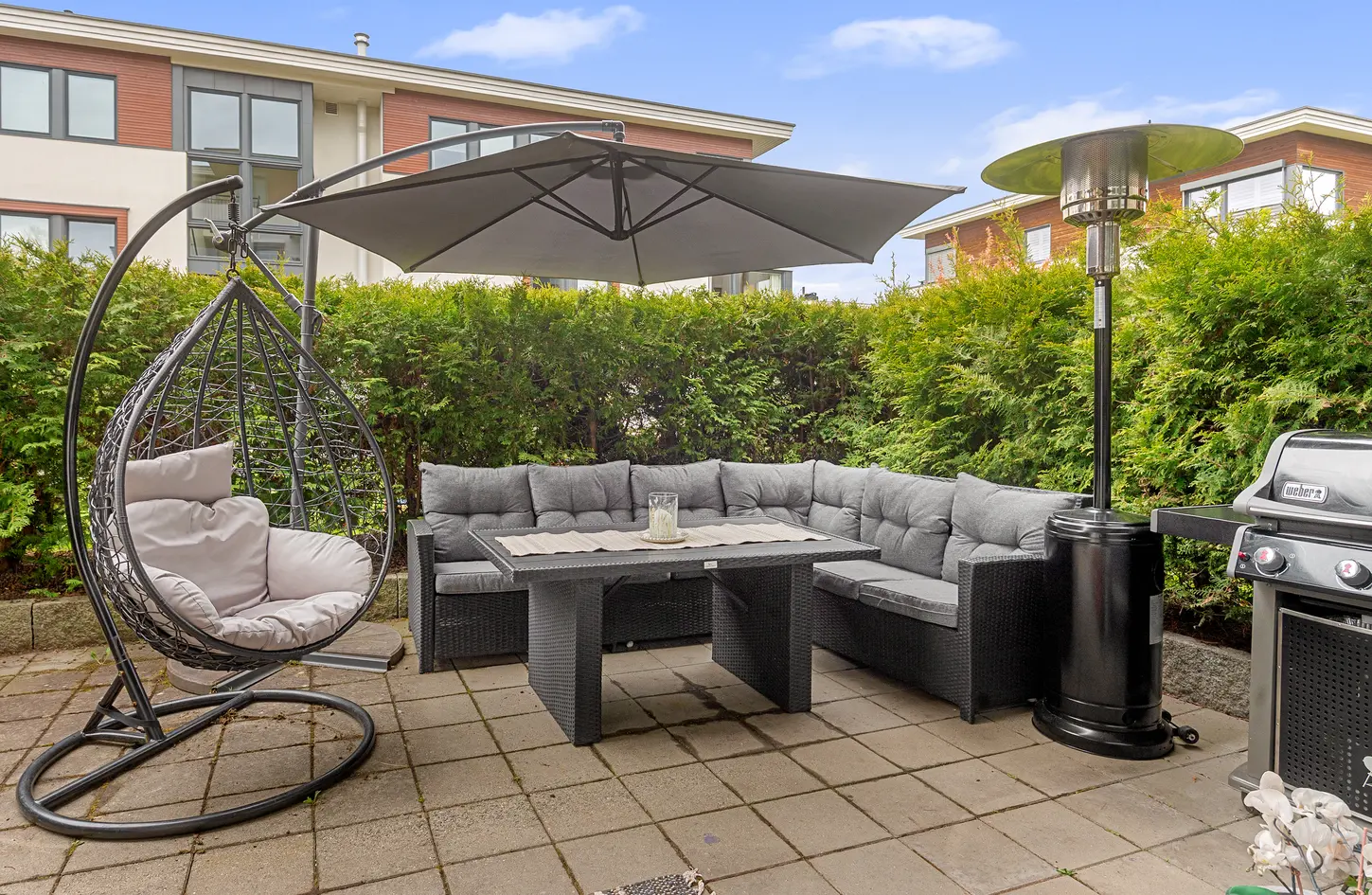 Tiltalende selveier med attraktiv beliggenhet - Solrik terrasse - Moderne bygg fra 2012 - Heis og garasjeplass- Stor bod photo 2