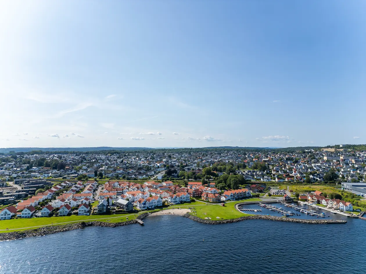 VISN. SØNDAG: Sjelden førstelinjeeiendom i Strandparken med panoramautsikt over Oslofjorden - ingen boplikt photo 3
