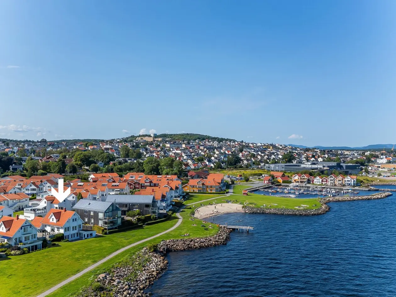 VISN. SØNDAG: Sjelden førstelinjeeiendom i Strandparken med panoramautsikt over Oslofjorden - ingen boplikt photo 4