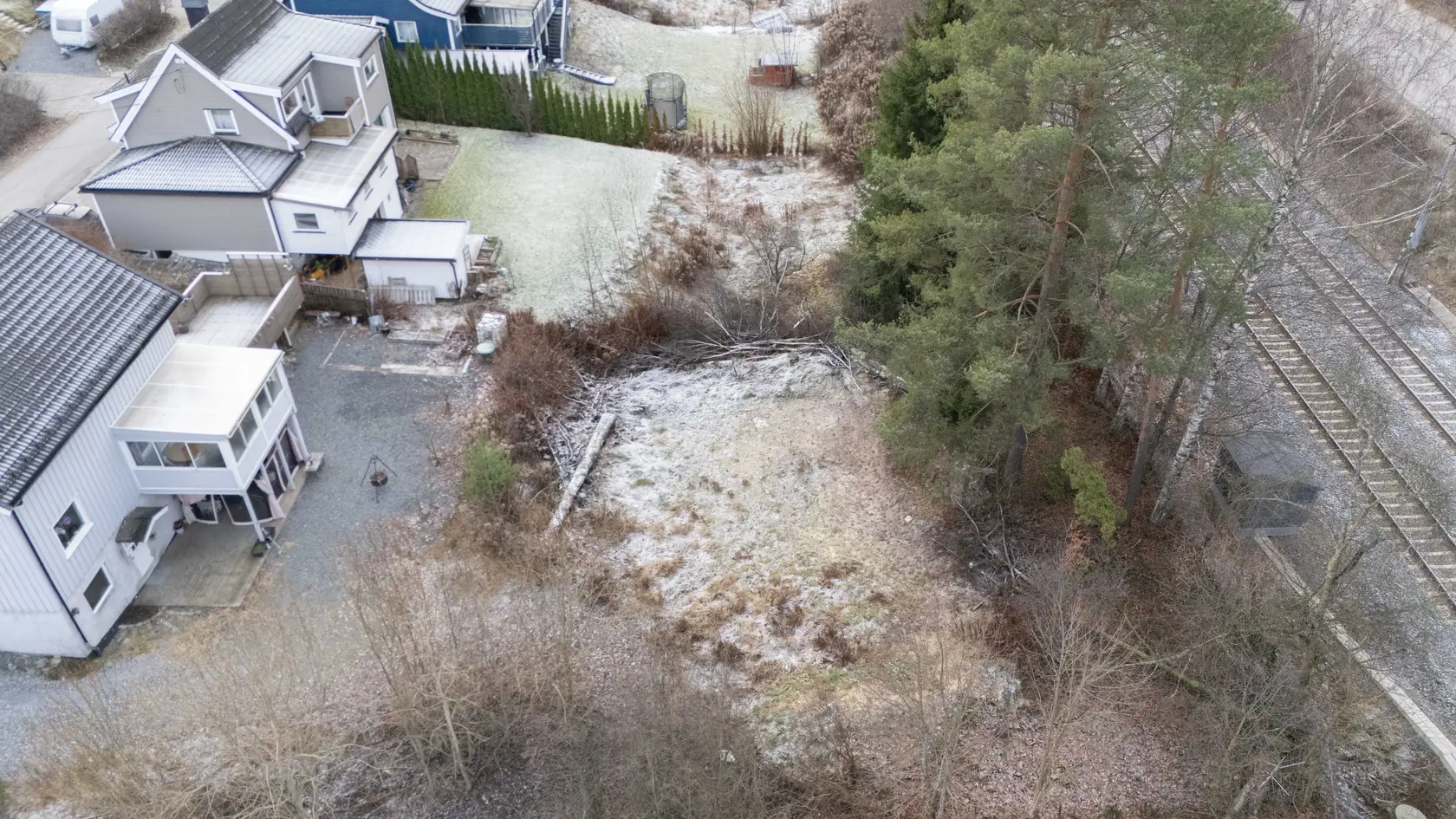 Tomt på 588 m2 med rammetillatelse for enebolig med hybeldel, dobbel garasje og støyskjermer | IG til gravearbeid photo 2