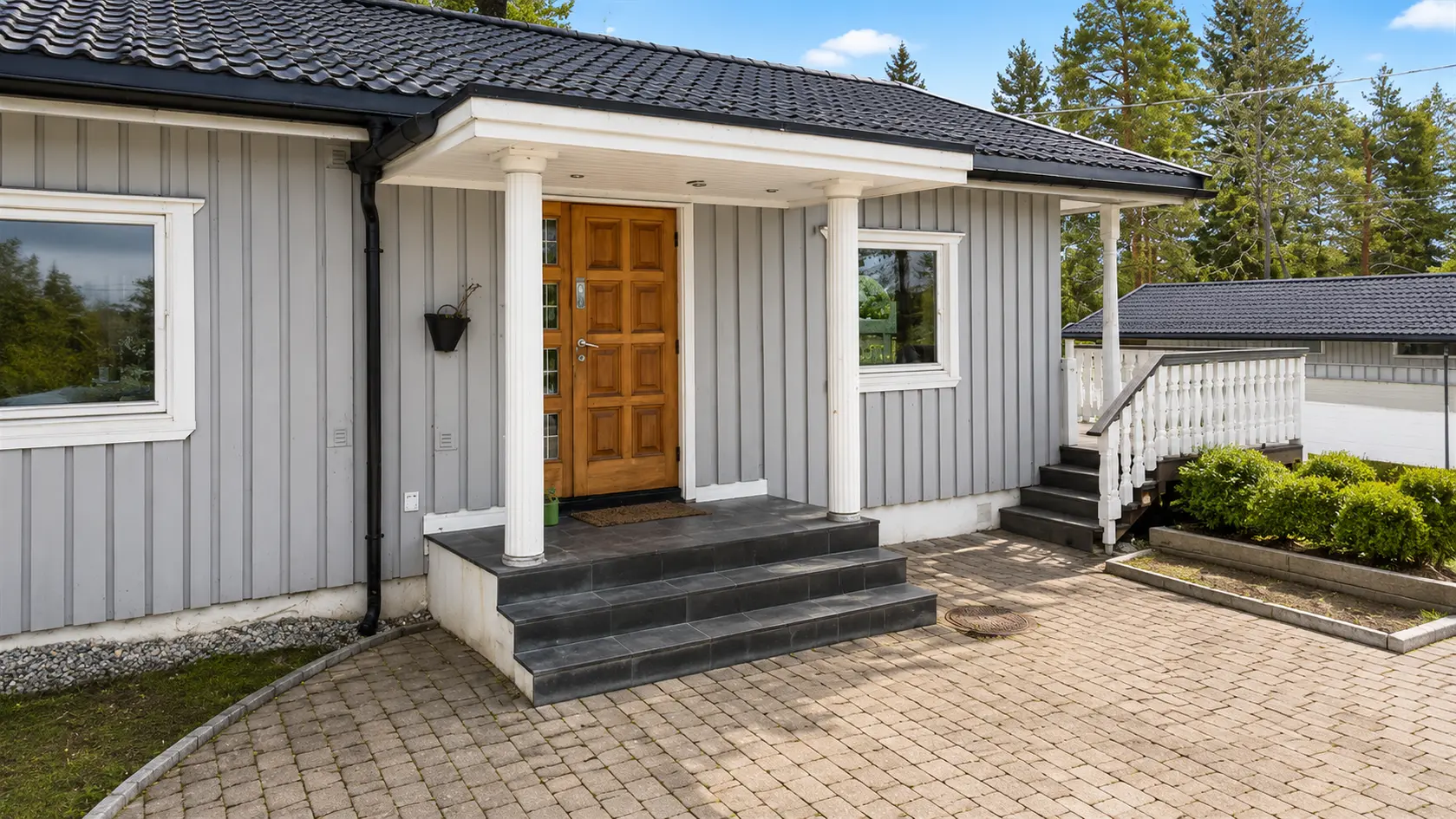 Innholdsrik enebolig i usjenert og landlige omgivelser på Skedsmokorset | Stor og solrik tomt | 2 stuer | Dobbeltgarasje photo 2